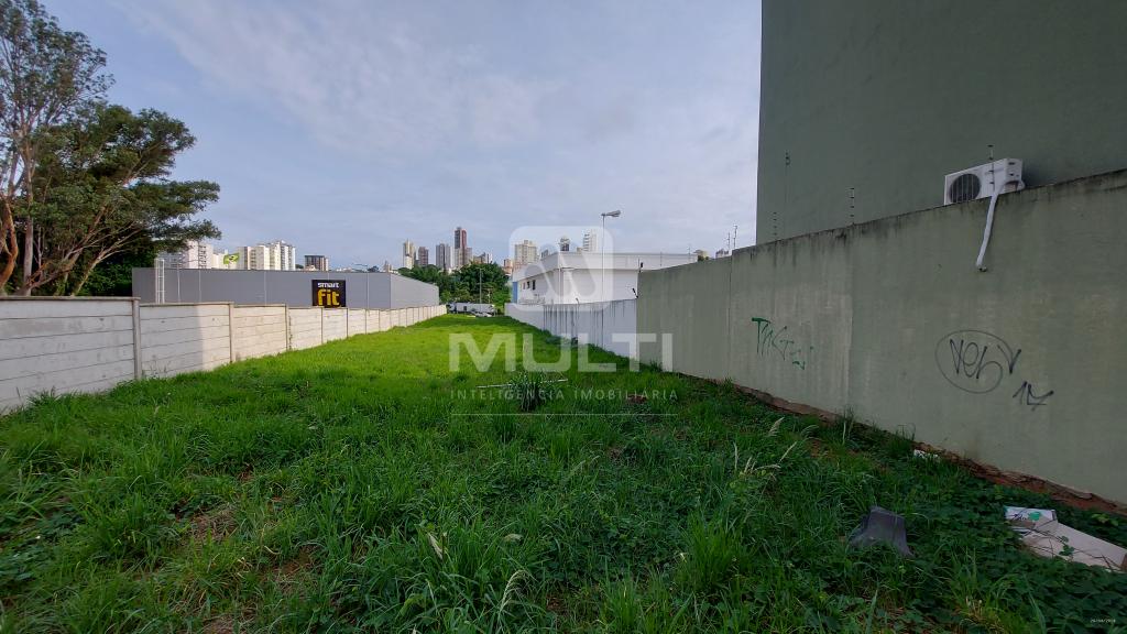 Loteamento e Condomínio à venda com 1 quarto, 1618m² - Foto 1