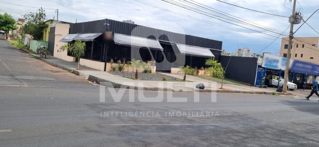Prédio Inteiro à venda com 1 quarto, 275m² - Foto 5