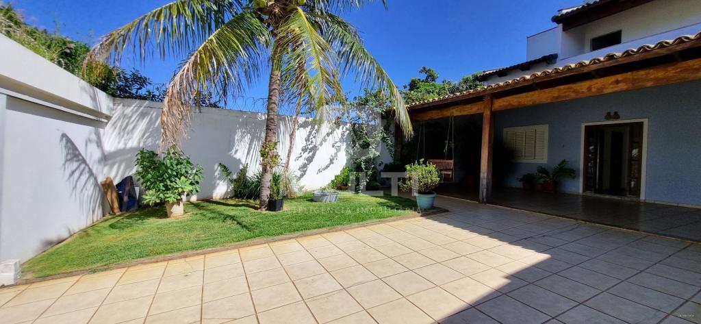 Casa à venda com 3 quartos, 200m² - Foto 13