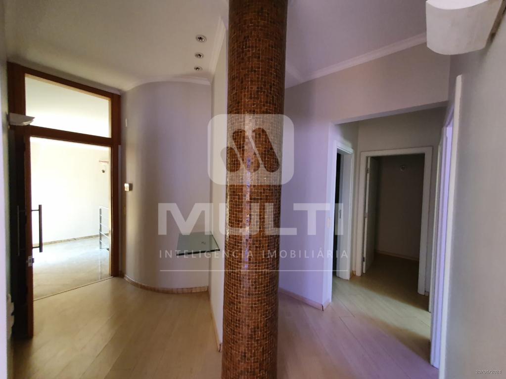 Prédio Inteiro à venda com 7 quartos, 283m² - Foto 2