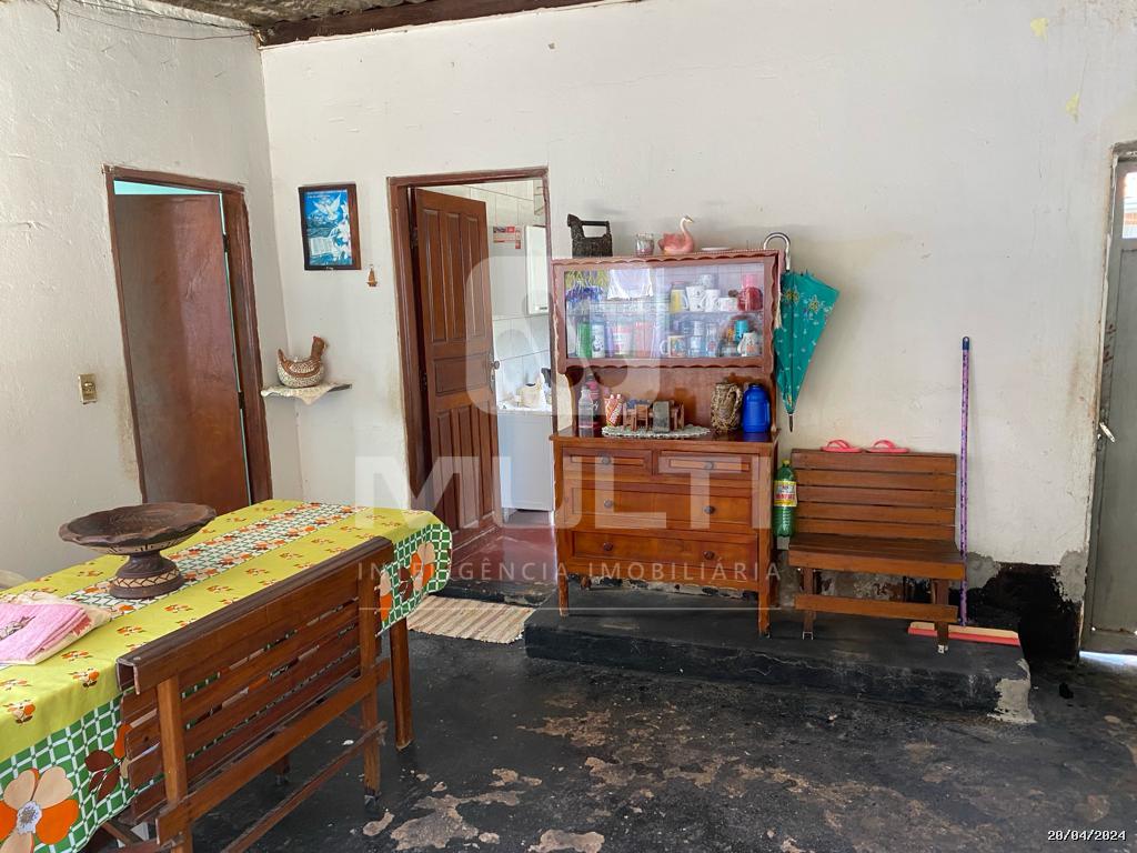 Casa à venda com 3 quartos, 192m² - Foto 2