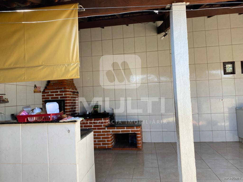 Casa à venda com 3 quartos, 192m² - Foto 4