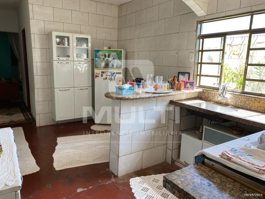 Casa à venda com 3 quartos, 192m² - Foto 5