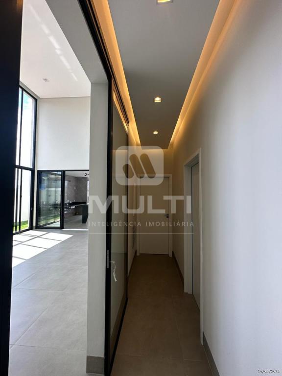 Casa de Condomínio à venda com 4 quartos, 300m² - Foto 4