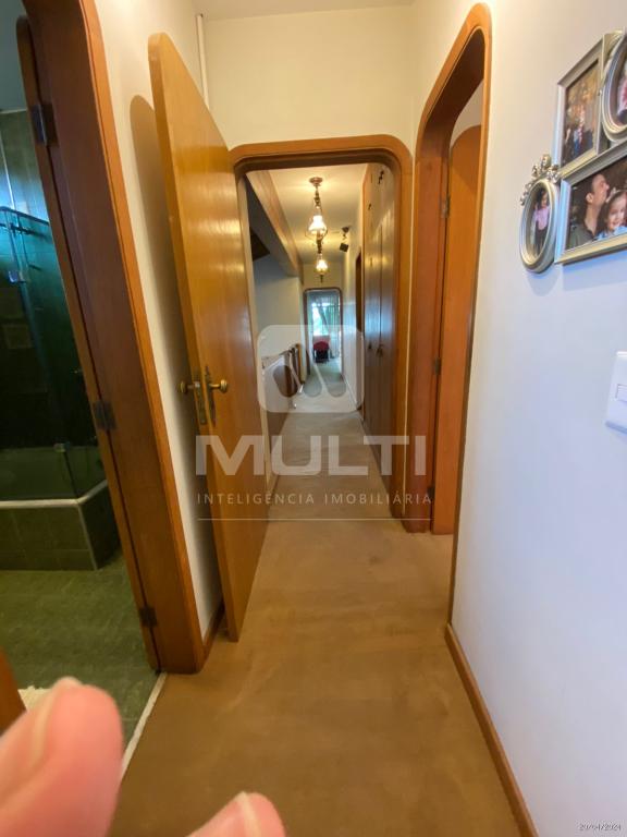 Casa à venda com 4 quartos, 397m² - Foto 6