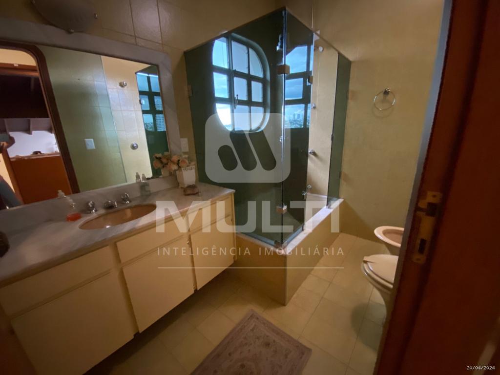 Casa à venda com 4 quartos, 397m² - Foto 9