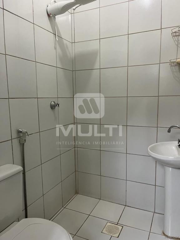 Casa à venda com 4 quartos, 270m² - Foto 8