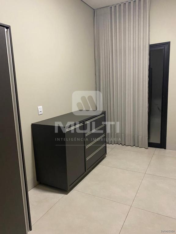 Casa à venda com 3 quartos, 200m² - Foto 8
