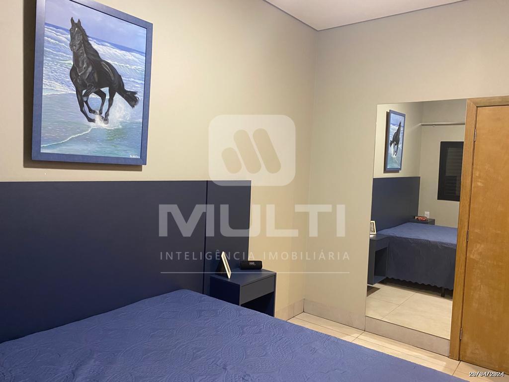 Casa à venda com 3 quartos, 200m² - Foto 12