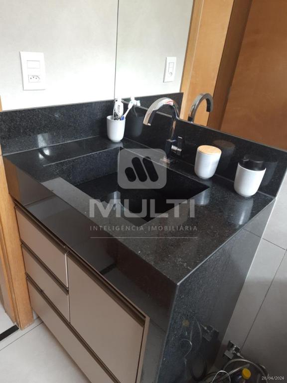 Casa à venda com 3 quartos, 200m² - Foto 15