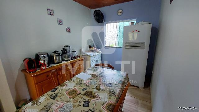 Casa à venda com 3 quartos, 250m² - Foto 5