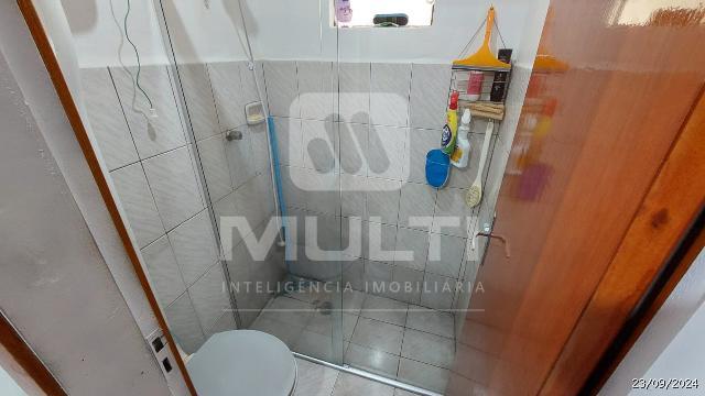 Casa à venda com 3 quartos, 250m² - Foto 10