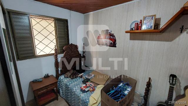 Casa à venda com 3 quartos, 250m² - Foto 11