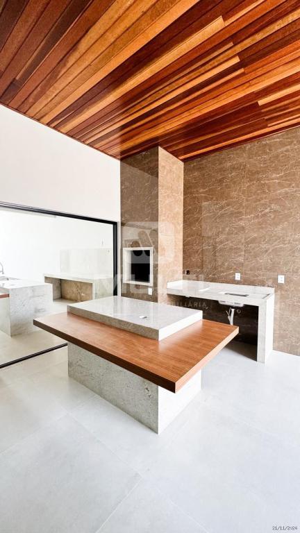 Casa à venda com 3 quartos, 170m² - Foto 9