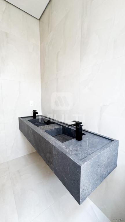Casa à venda com 3 quartos, 170m² - Foto 13