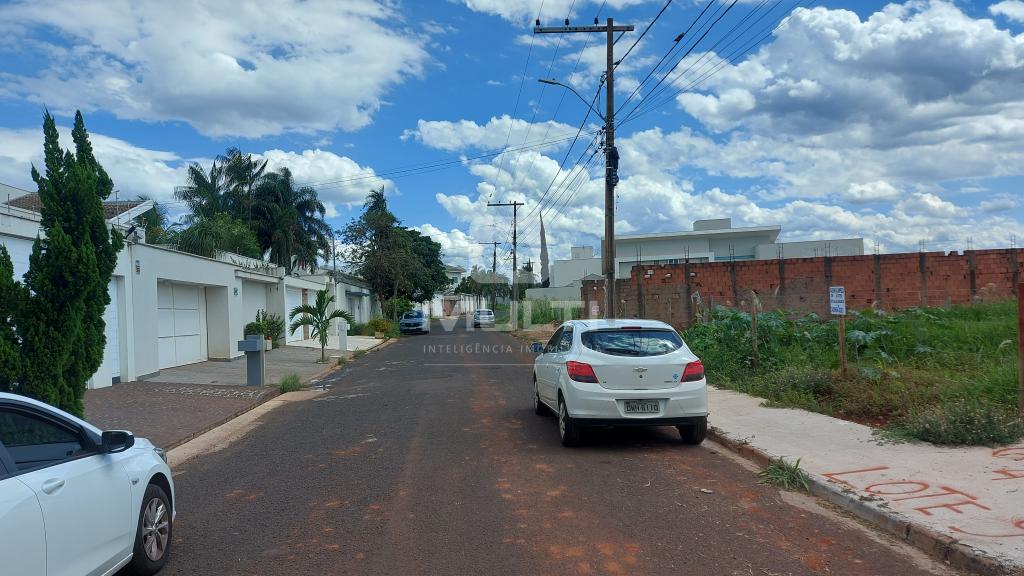 Terreno à venda com 1 quarto, 455m² - Foto 2