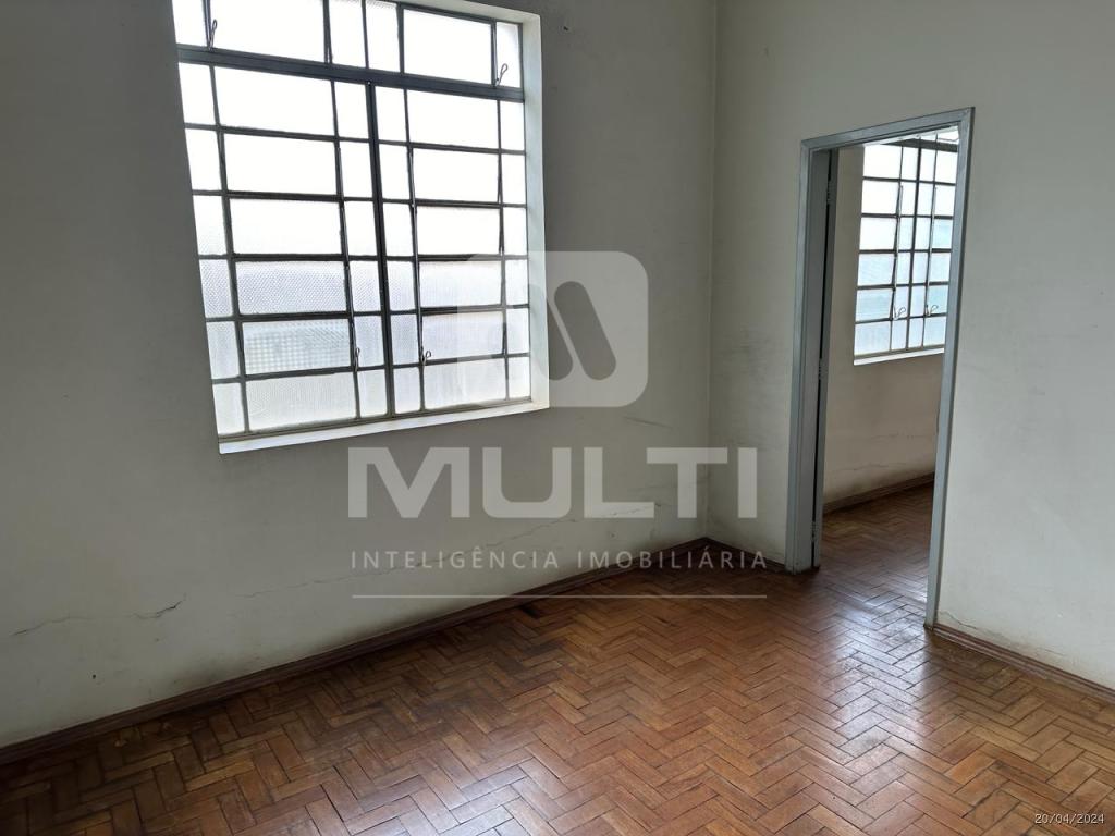 Casa à venda com 3 quartos, 183m² - Foto 12
