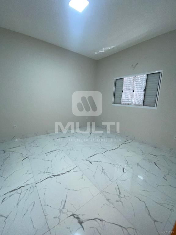 Apartamento à venda com 3 quartos, 159m² - Foto 3