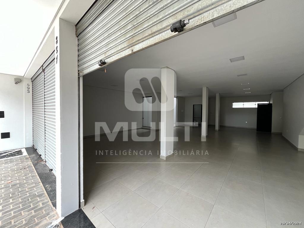 Casa, 3 quartos, 438 m² - Foto 1