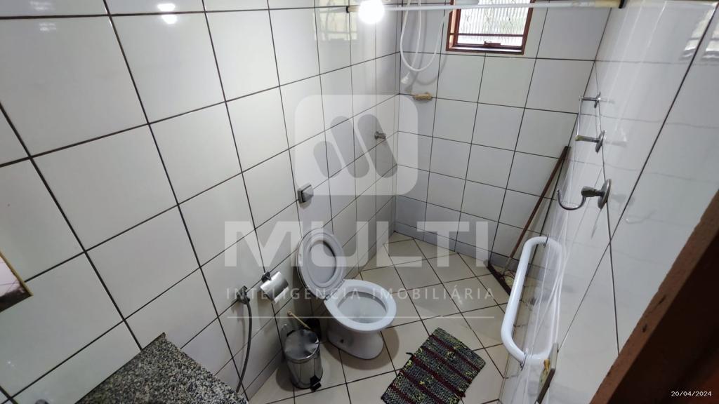 Chácara à venda com 4 quartos, 266m² - Foto 6