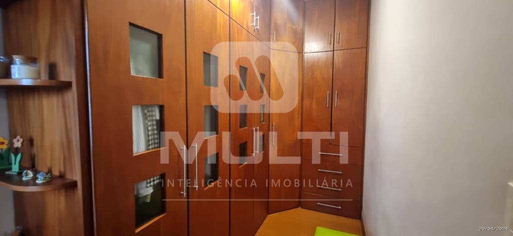 Casa à venda com 4 quartos, 262m² - Foto 16