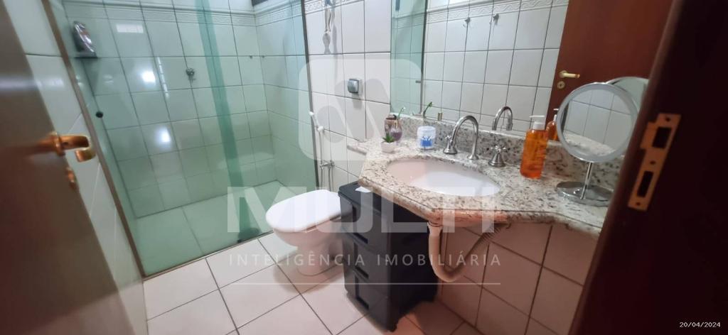 Casa à venda com 4 quartos, 262m² - Foto 18