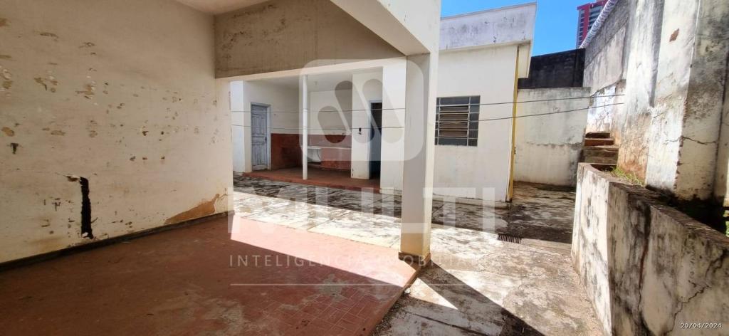 Casa à venda com 3 quartos, 166m² - Foto 7
