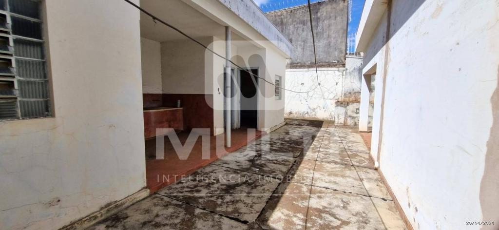 Casa à venda com 3 quartos, 166m² - Foto 14