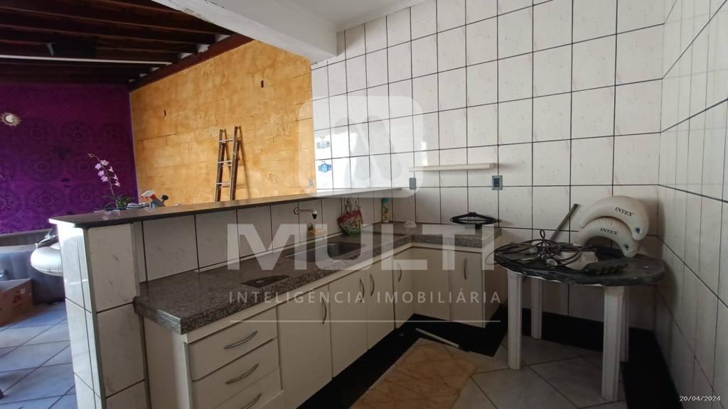 Casa à venda com 3 quartos, 234m² - Foto 17