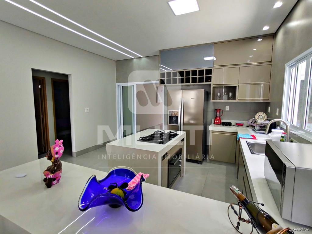 Casa, 3 quartos, 207 m² - Foto 8