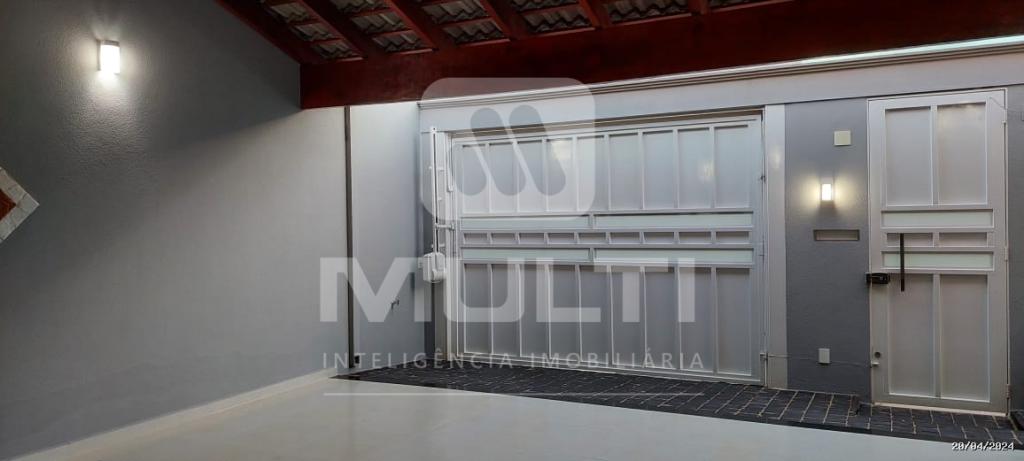Casa à venda com 3 quartos, 186m² - Foto 4