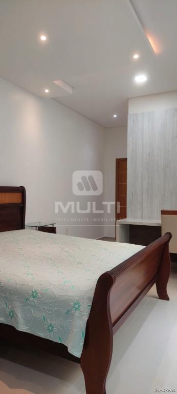 Casa à venda com 3 quartos, 186m² - Foto 22