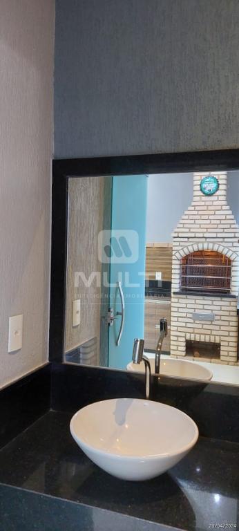 Casa à venda com 3 quartos, 186m² - Foto 30