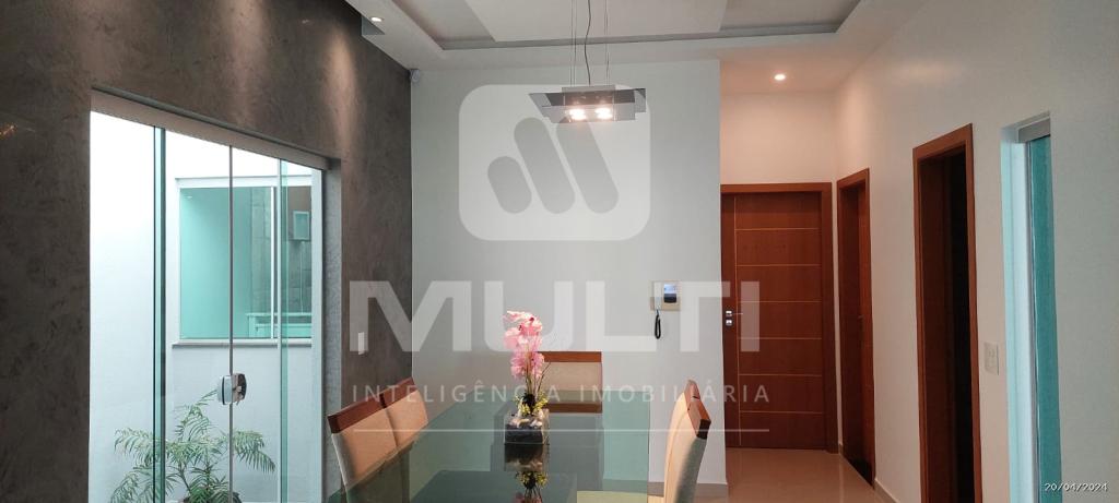 Casa à venda com 3 quartos, 186m² - Foto 35