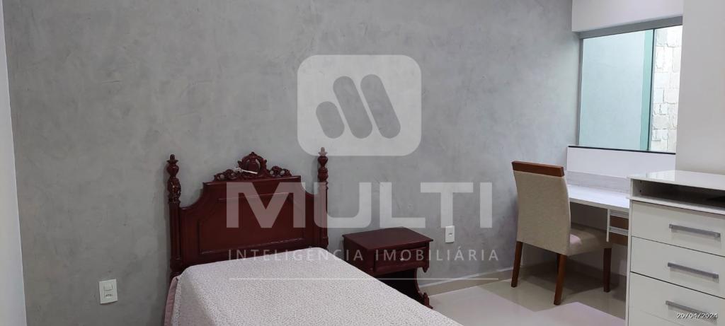 Casa à venda com 3 quartos, 186m² - Foto 36