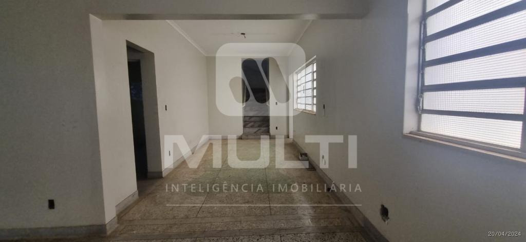 Casa, 4 quartos, 380 m² - Foto 9