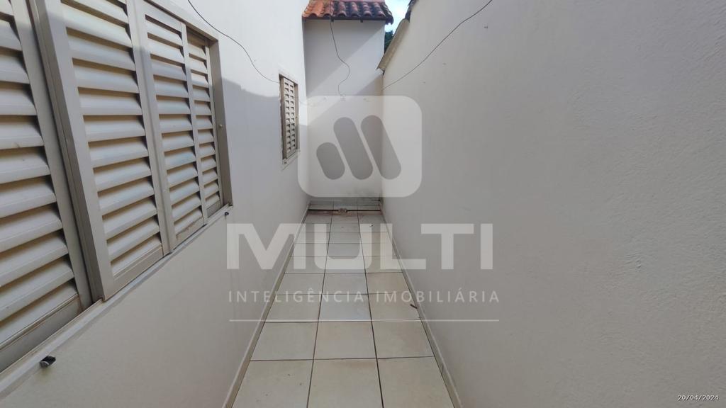 Casa à venda com 3 quartos, 151m² - Foto 11