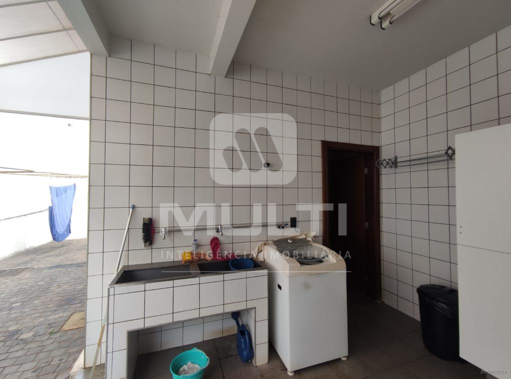 Casa à venda com 4 quartos, 402m² - Foto 10