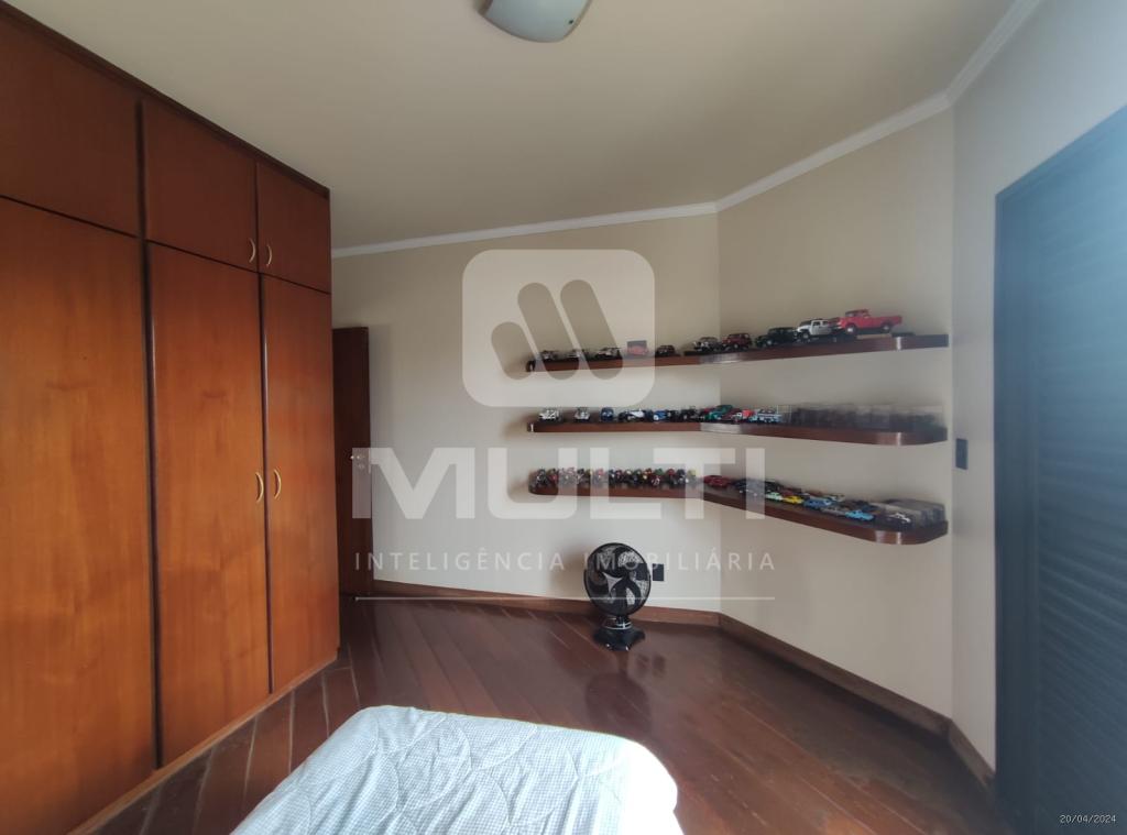 Casa à venda com 4 quartos, 402m² - Foto 19