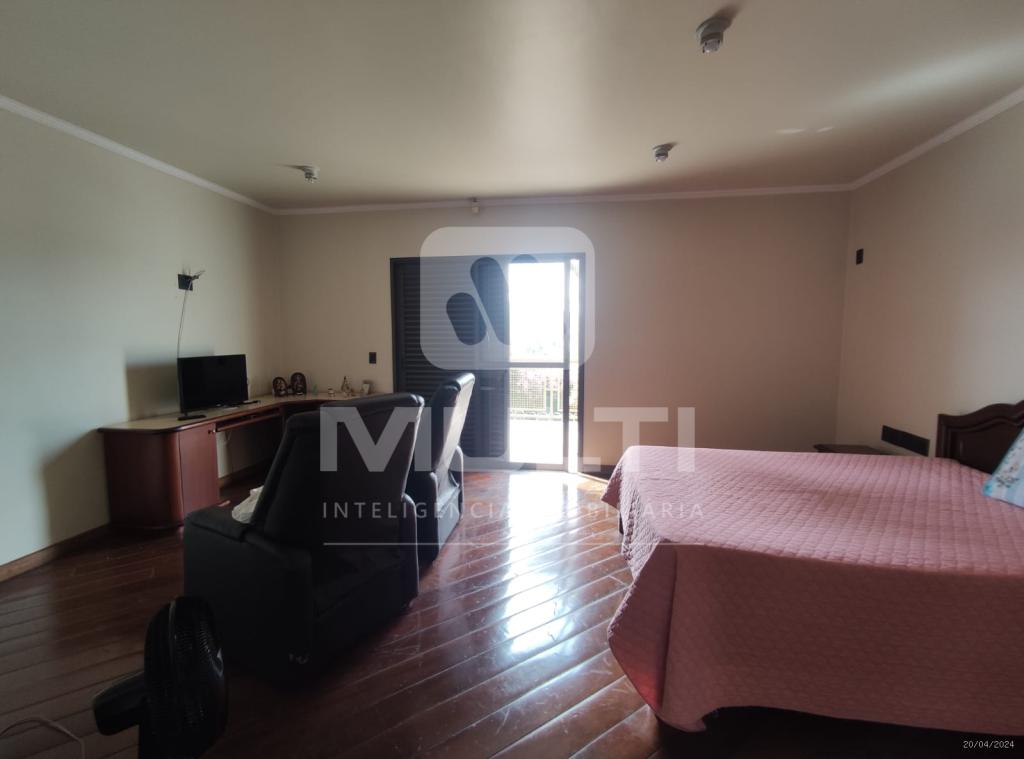 Casa à venda com 4 quartos, 402m² - Foto 22