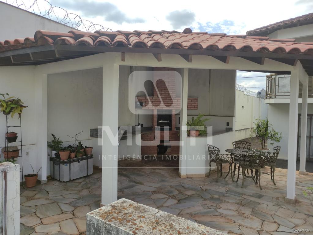 Casa à venda com 4 quartos, 402m² - Foto 27