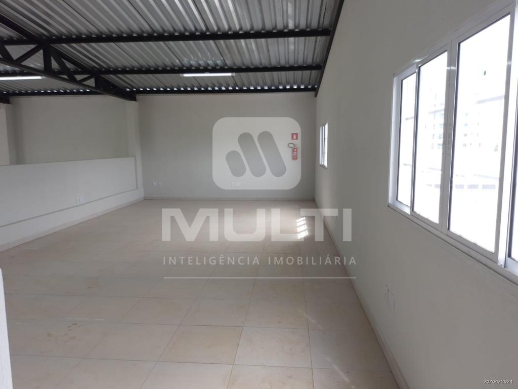 Depósito-Galpão-Armazém à venda com 1 quarto, 278m² - Foto 2