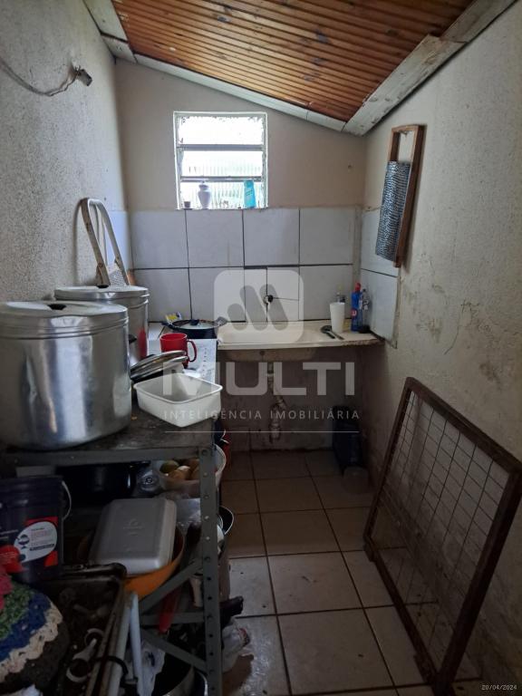 Casa, 5 quartos, 222 m² - Foto 6