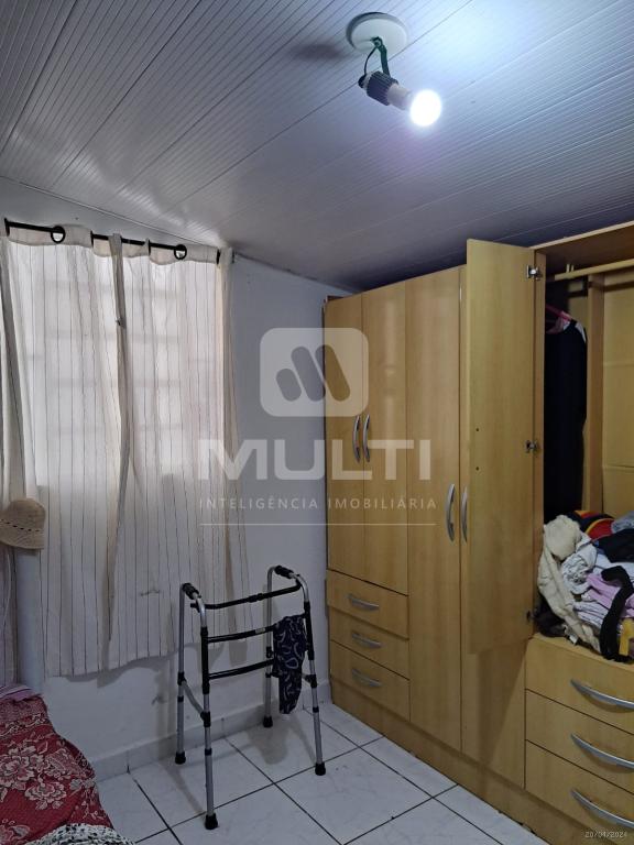 Casa, 5 quartos, 222 m² - Foto 9