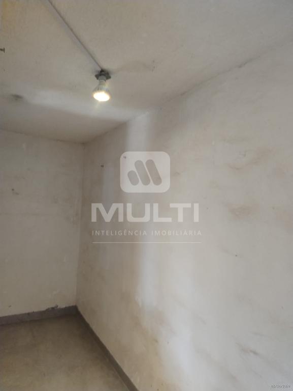Chácara à venda com 3 quartos, 200m² - Foto 21
