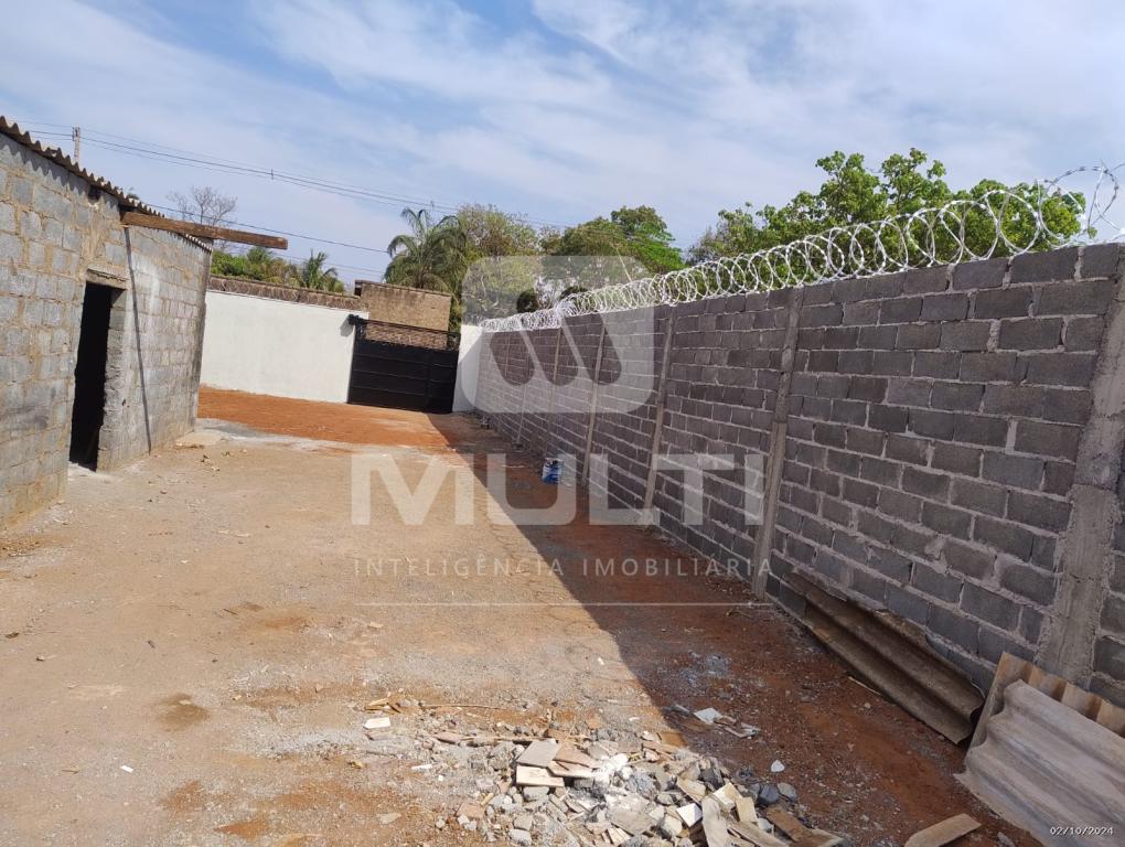 Chácara à venda com 3 quartos, 200m² - Foto 26