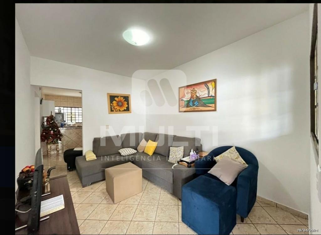 Casa à venda com 4 quartos, 162m² - Foto 1