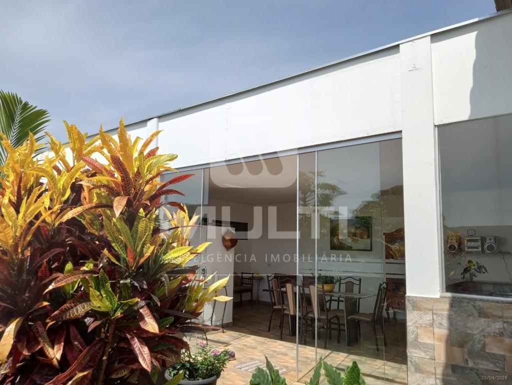 Casa à venda com 4 quartos, 162m² - Foto 15