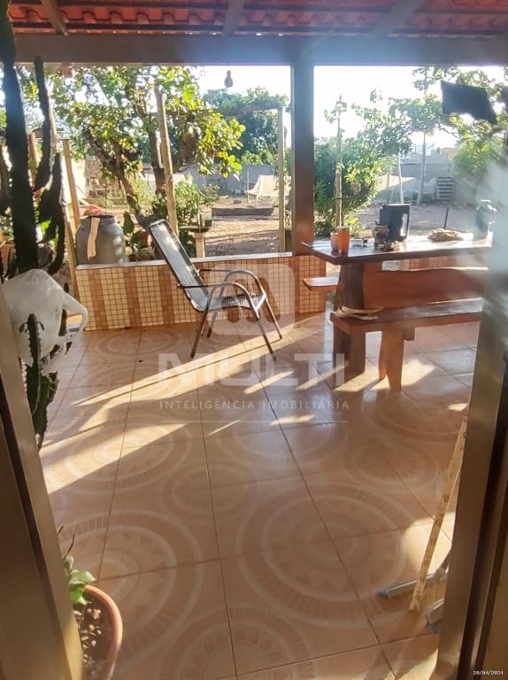 Chácara à venda com 4 quartos, 175m² - Foto 5