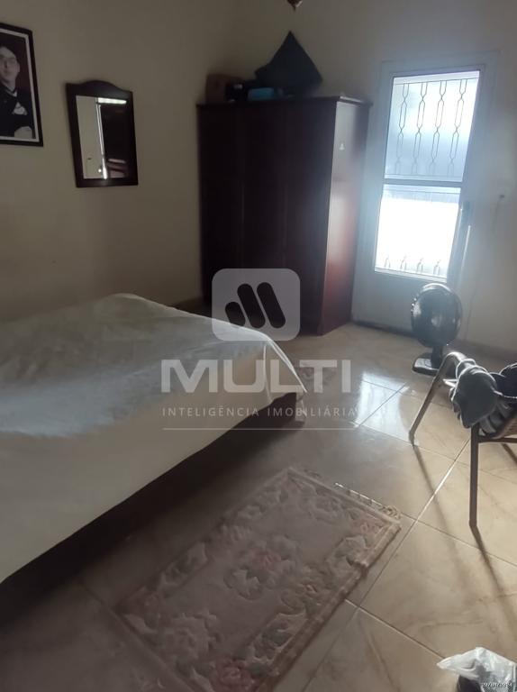 Chácara à venda com 4 quartos, 175m² - Foto 8
